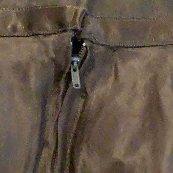 Chic Brown Ruffled Skirt Set - Picture 11 of 13